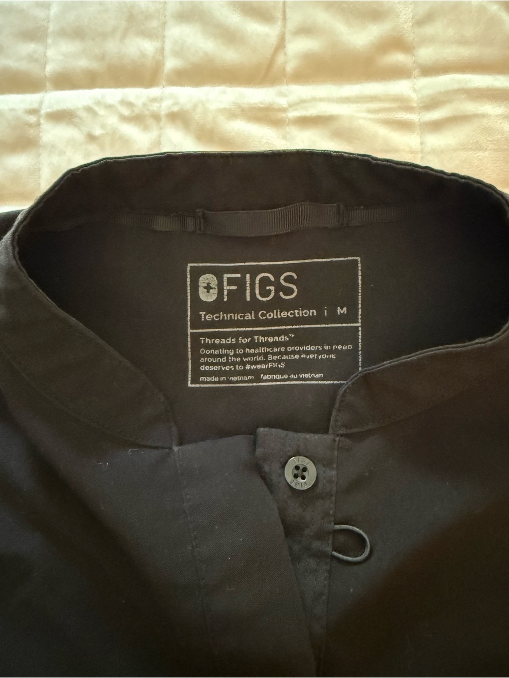 Figs Women’s Medium Black Scrub set - Picture 4 of 8